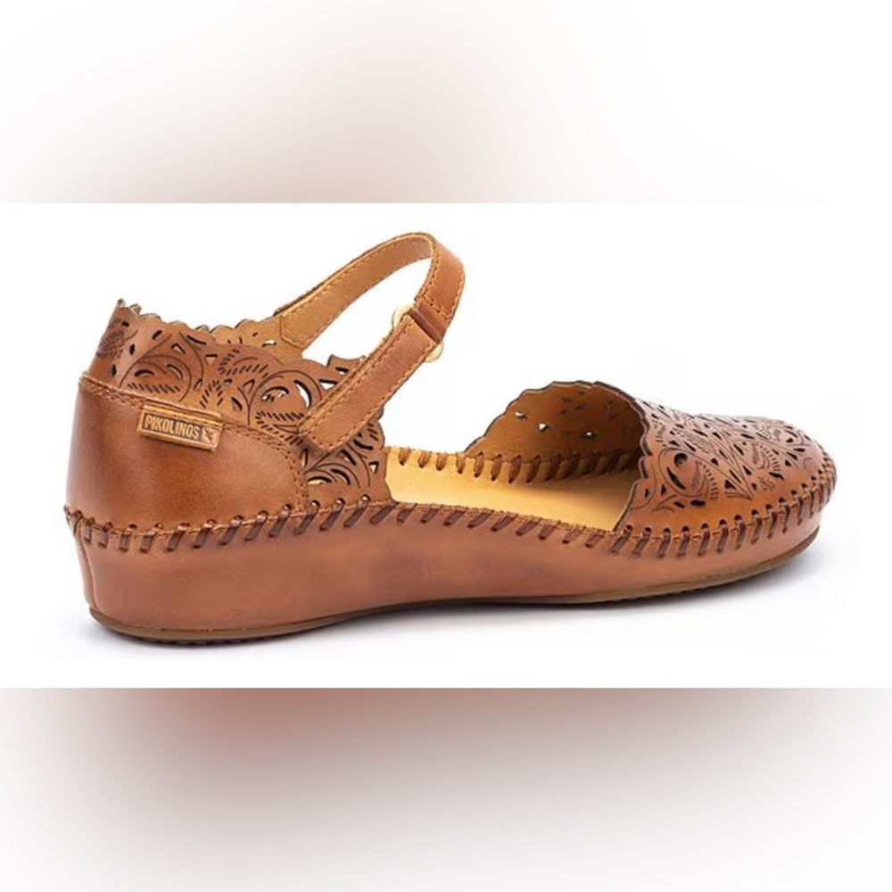 Pikolinos, the Puerto Vallarta Perforated Leather Mary Jane Flats size 40 - Picture 3 of 12